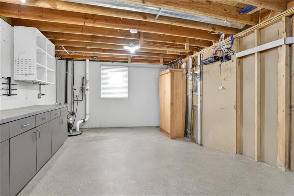 Photo 27 of 30 - 17590 S Brockway Street