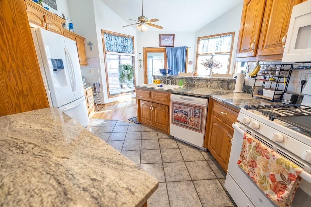 800 NW 950th Road — photo 36