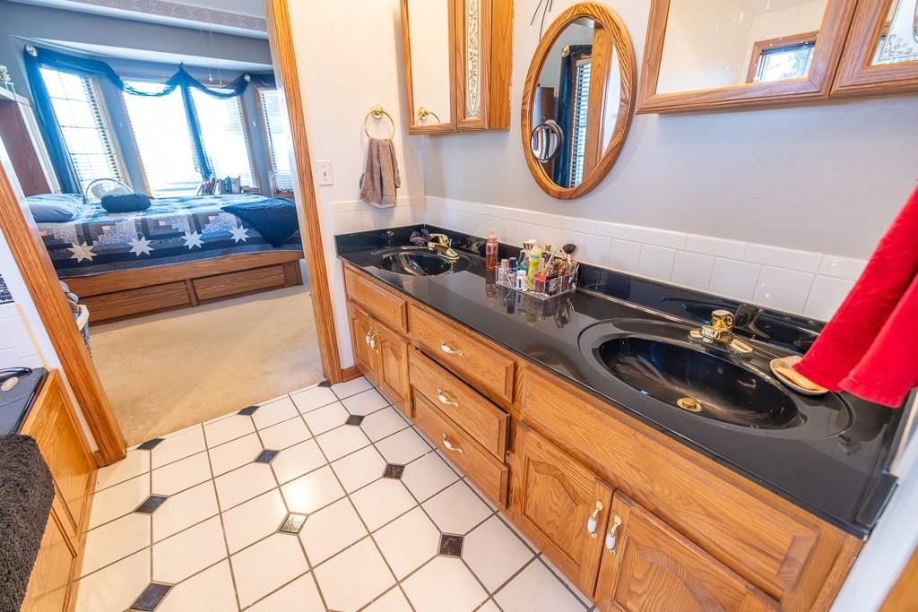 800 NW 950th Road — photo 44
