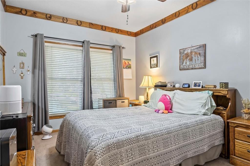 147 W Colleen Court — photo 16