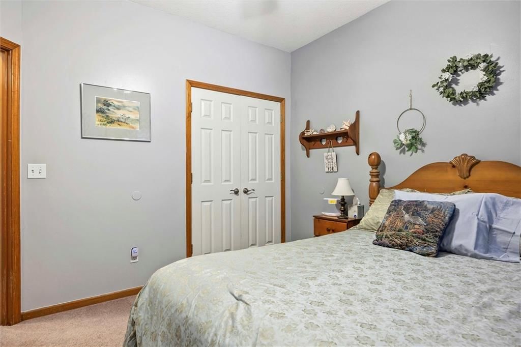 147 W Colleen Court — photo 19