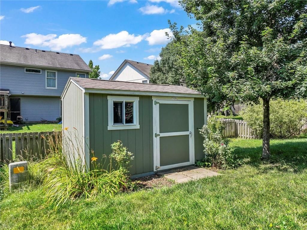 147 W Colleen Court — photo 26