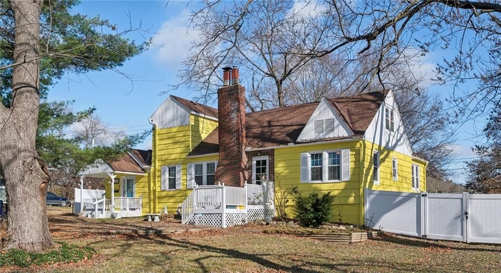 13407 Bennington Avenue — photo 2