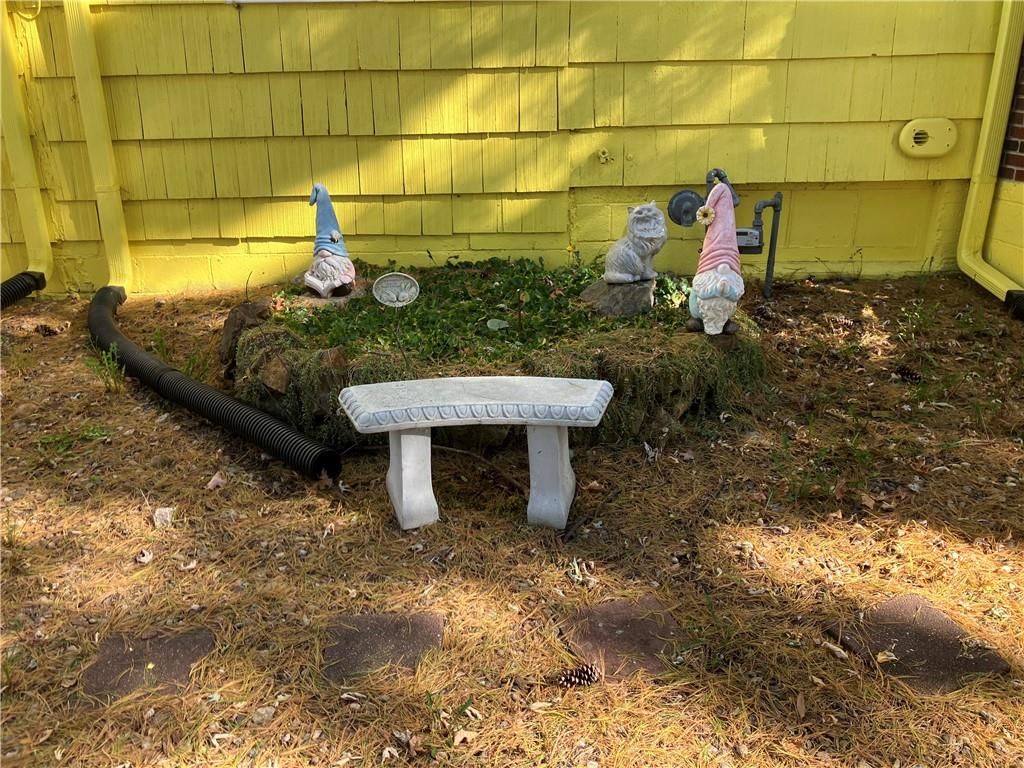 13407 Bennington Avenue — photo 7