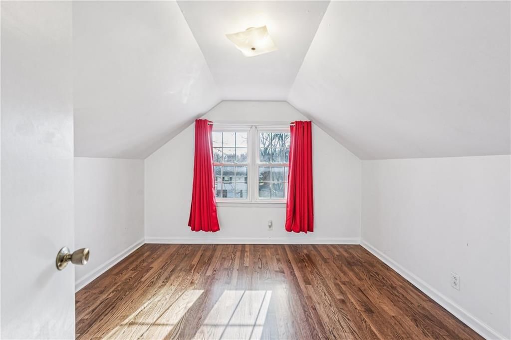 13407 Bennington Avenue — photo 34