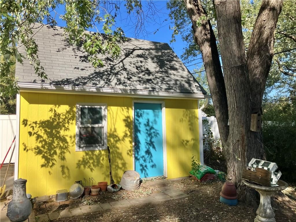 13407 Bennington Avenue — photo 51