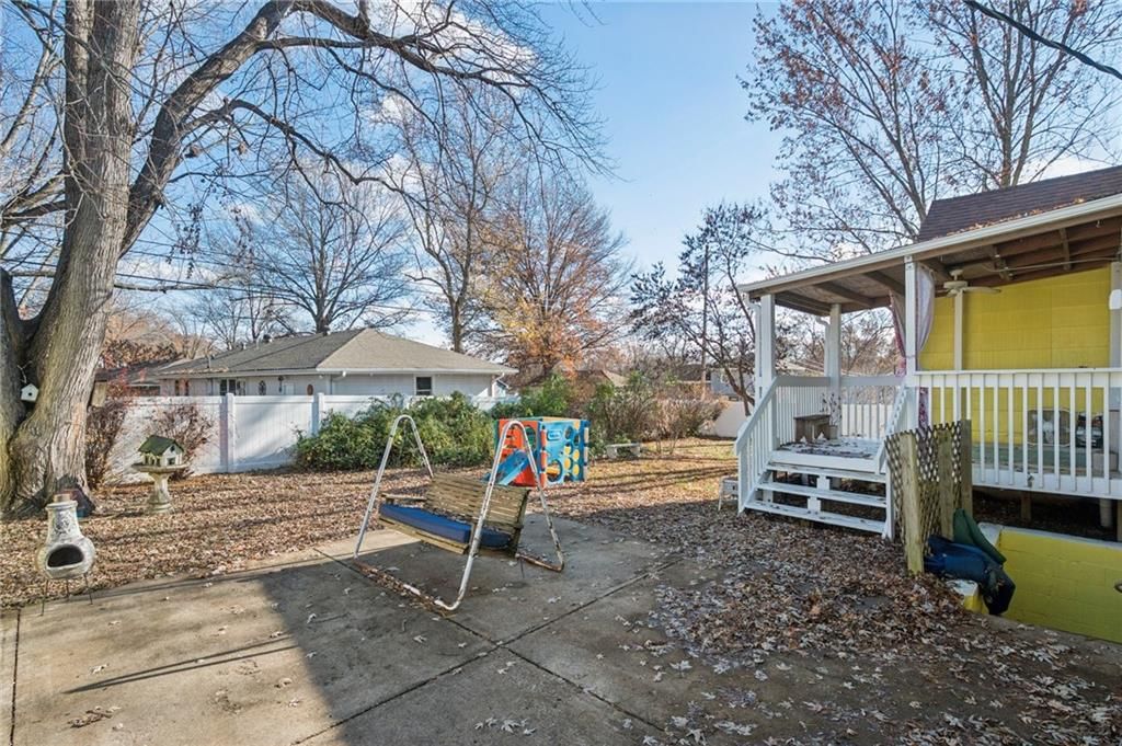 13407 Bennington Avenue — photo 60