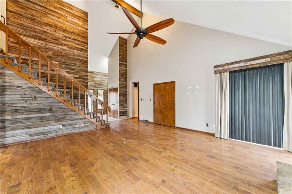 4531 Woodstock Street — photo 9
