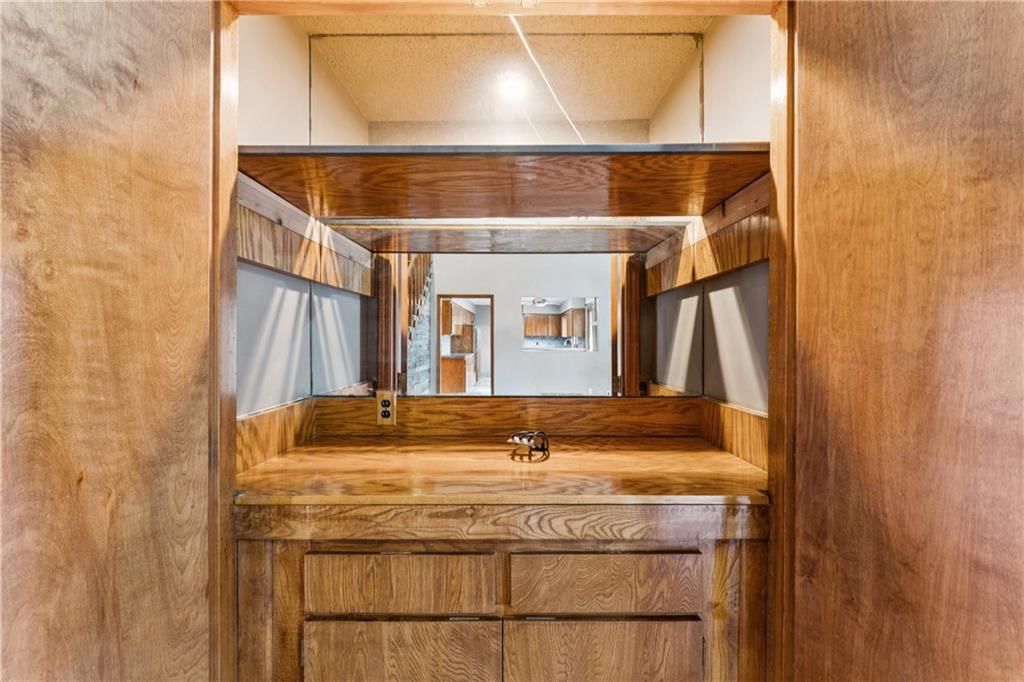 4531 Woodstock Street — photo 11