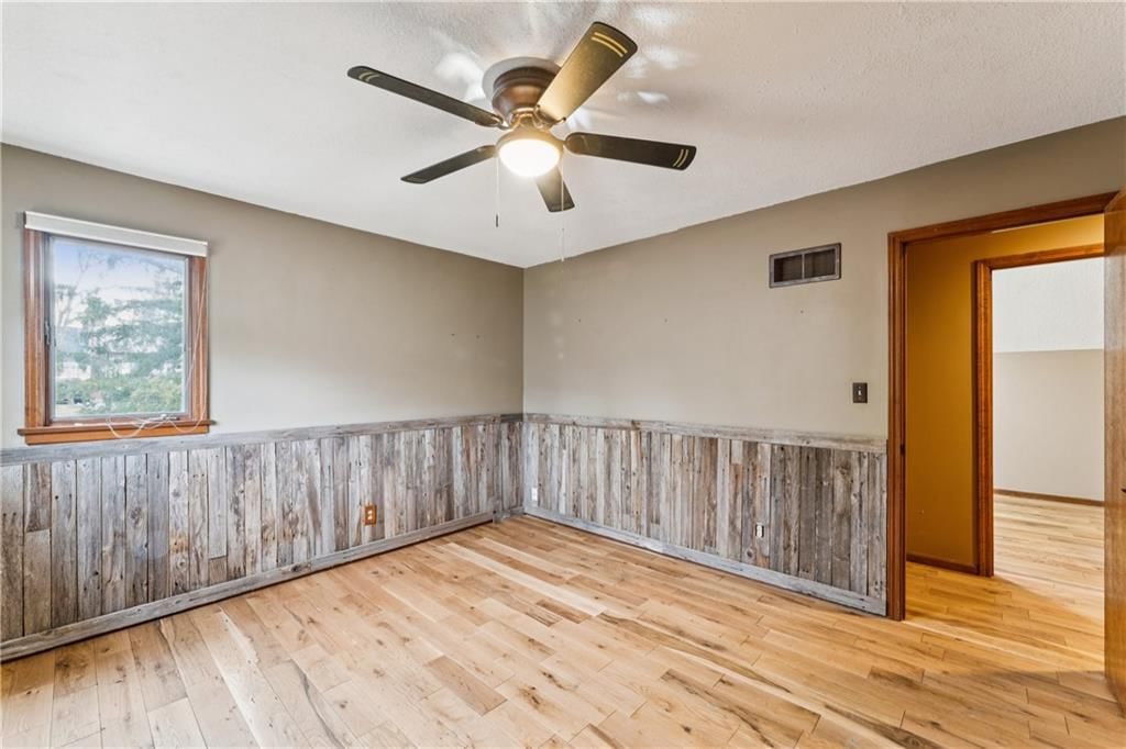 4531 Woodstock Street — photo 30