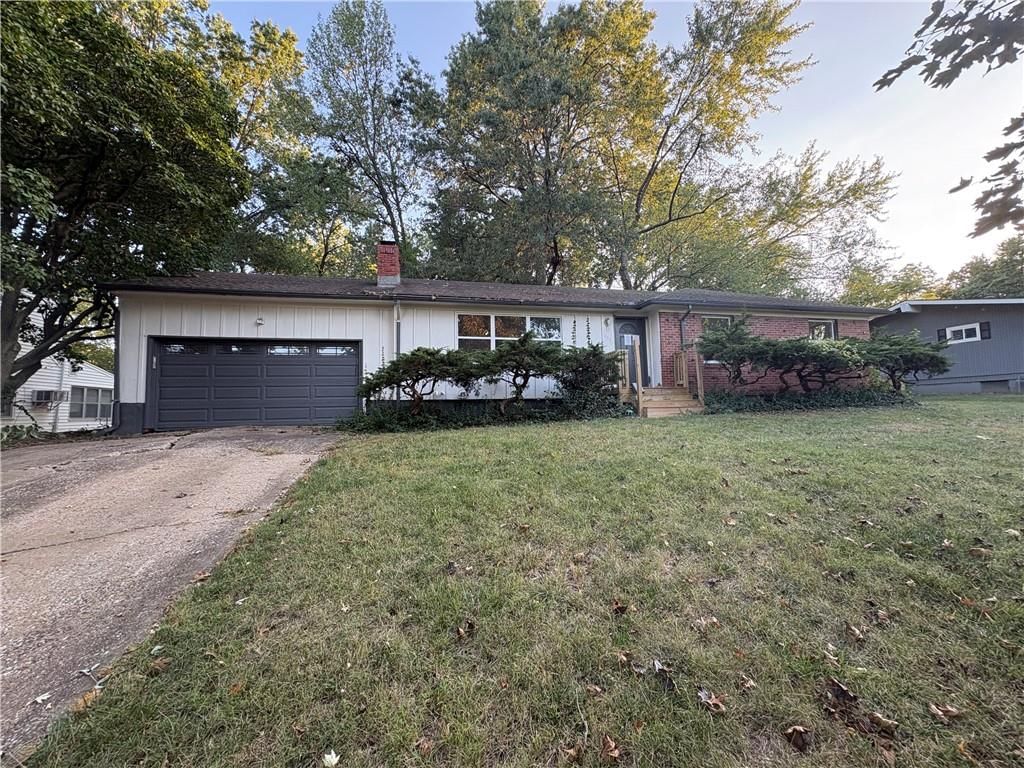 1001 W 93rd Street, Kansas City, MO