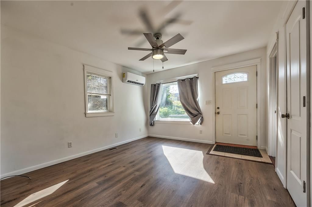1166 Kenton Street — photo 6