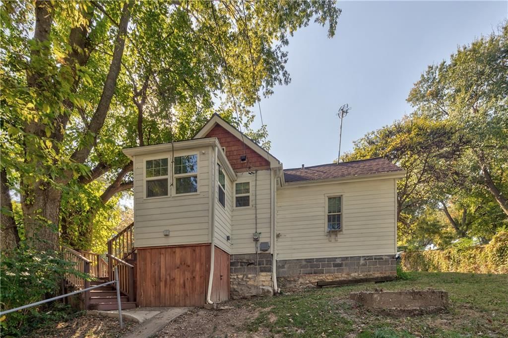 1166 Kenton Street — photo 16