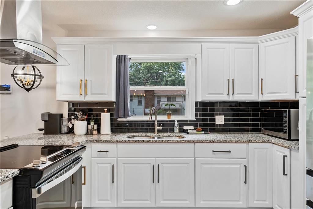 2418 N 59th Street — photo 14