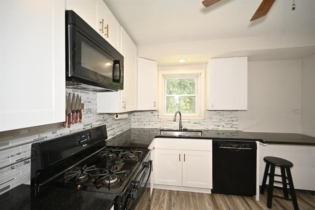 5871 N Oakley Avenue — photo 10