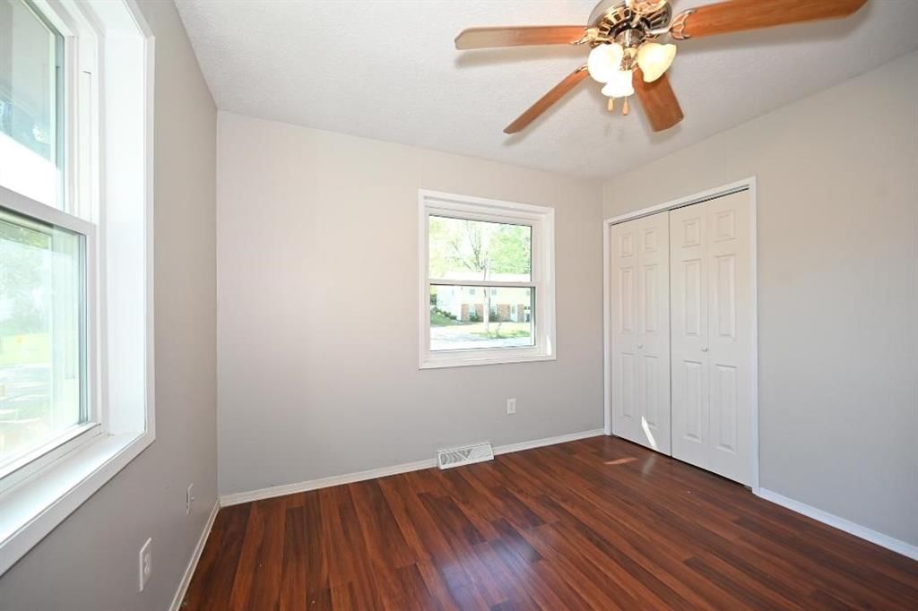 5871 N Oakley Avenue — photo 17