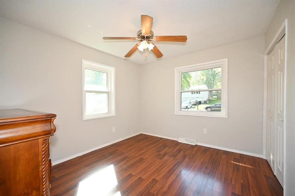 5871 N Oakley Avenue — photo 18
