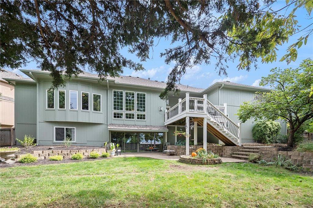 21430 W 112th Terrace — photo 39