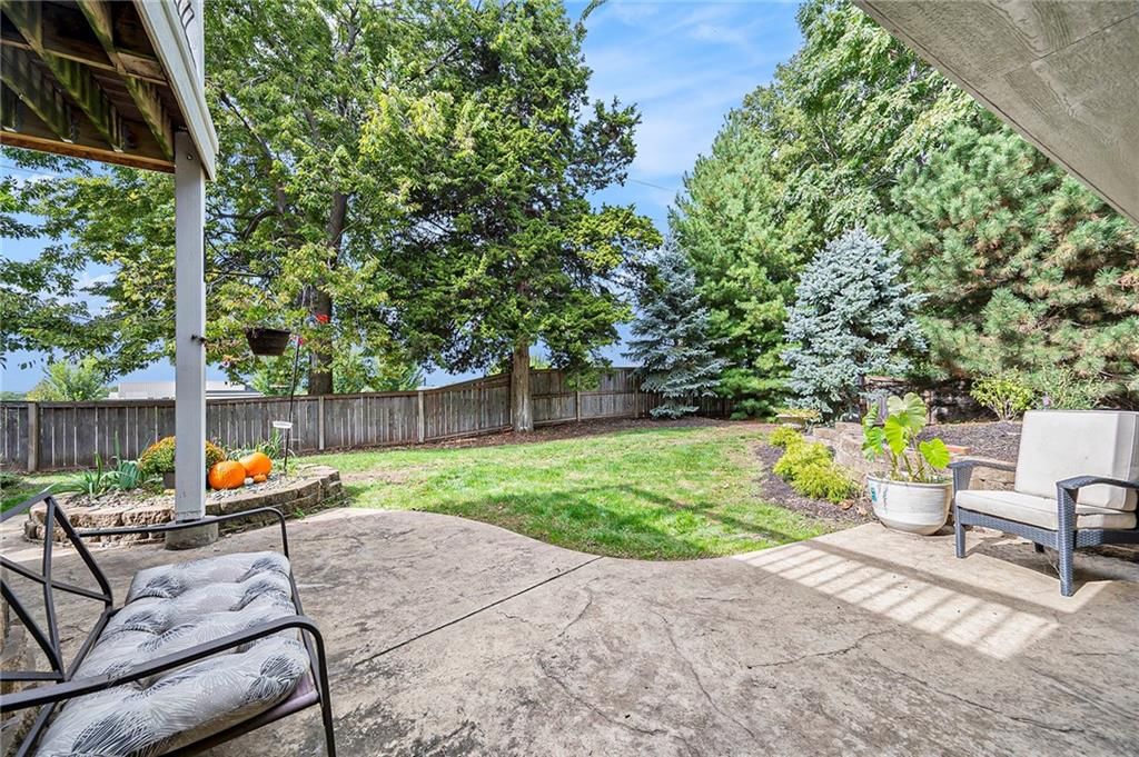 21430 W 112th Terrace — photo 40