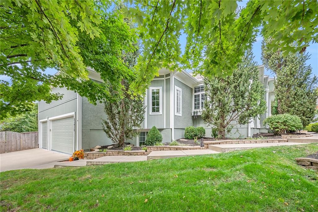 21430 W 112th Terrace — photo 42