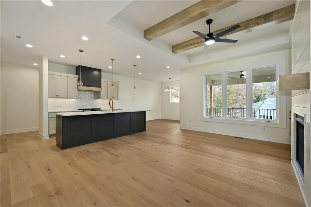4412 NE Gateway Drive — photo 7