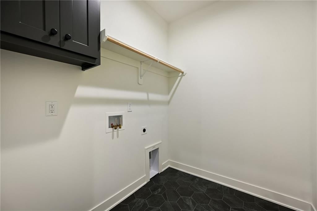 4412 NE Gateway Drive — photo 18
