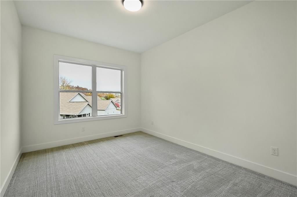 4412 NE Gateway Drive — photo 19