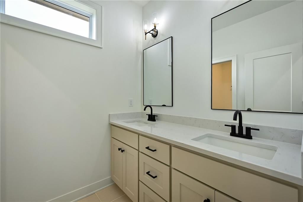 4412 NE Gateway Drive — photo 20