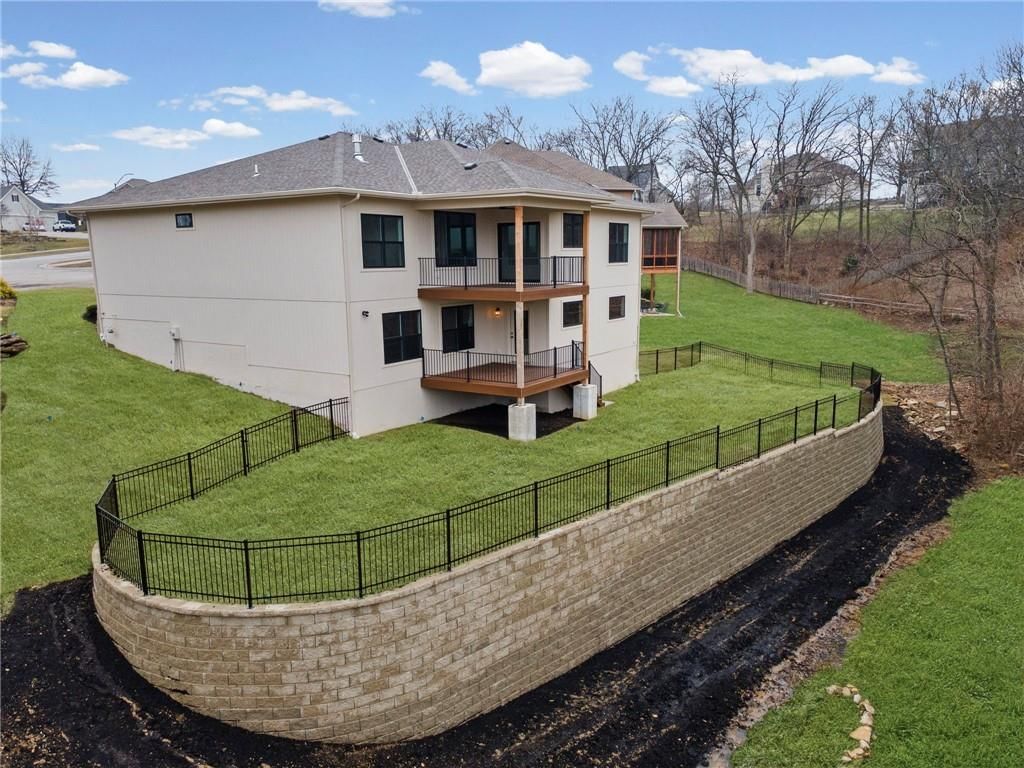 4412 NE Gateway Drive — photo 25