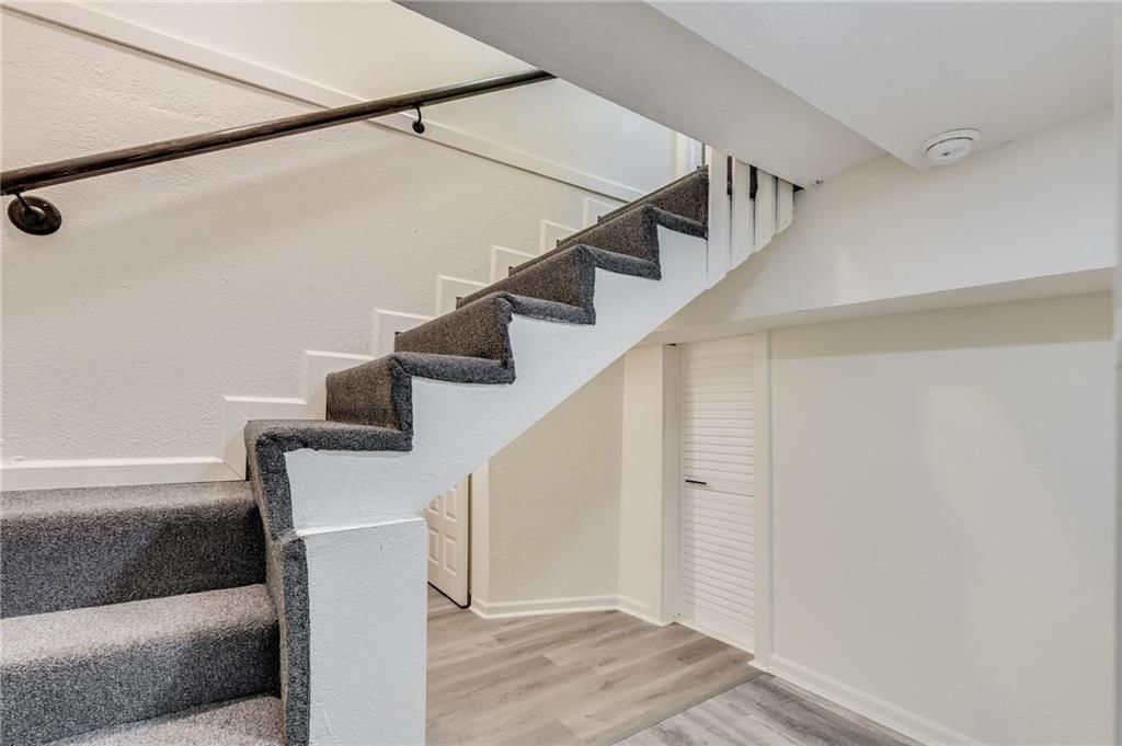 8810 SMART Avenue — photo 4
