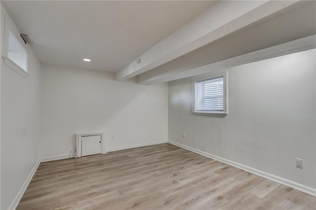 8810 SMART Avenue — photo 7