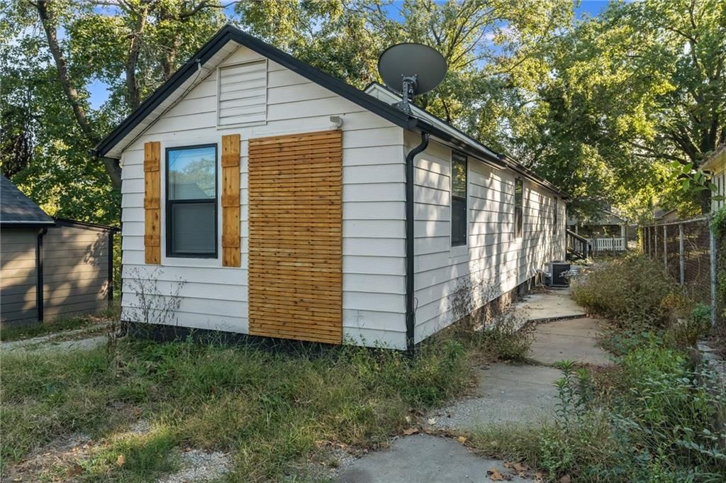 8810 SMART Avenue — photo 21