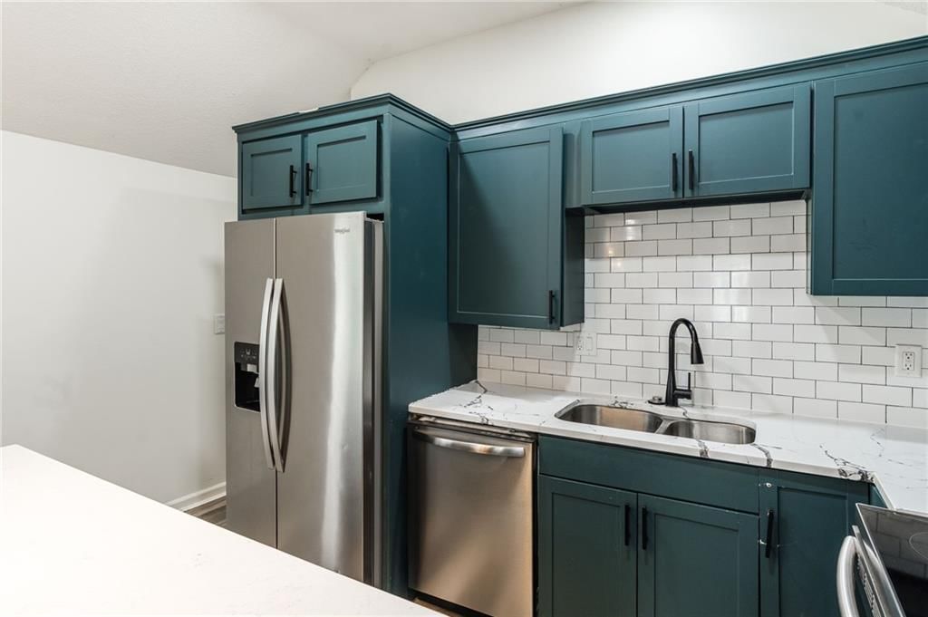 8810 SMART Avenue — photo 25