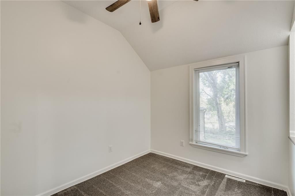 8810 SMART Avenue — photo 30