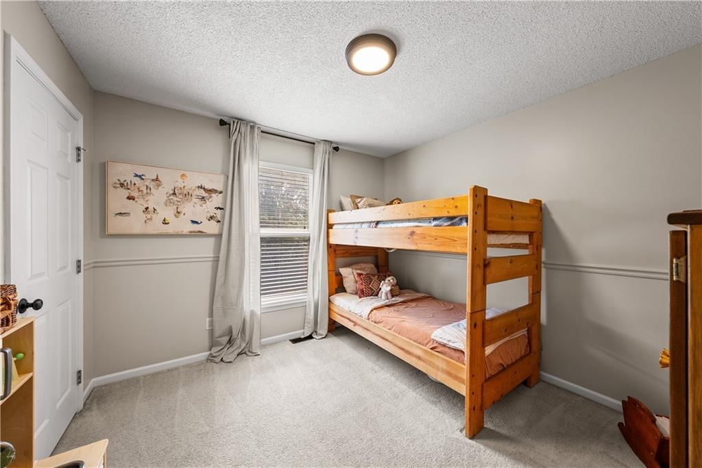 Photo 19 of 28 - 21205 W 125th Terrace