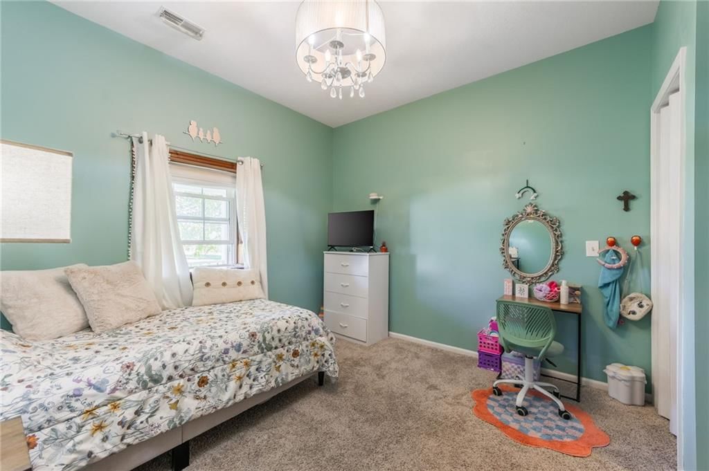 23860 Liv 377 N/A — photo 37