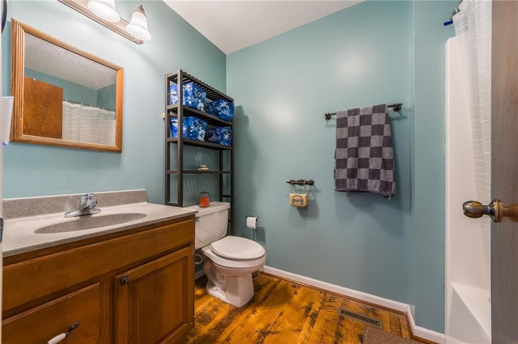 23860 Liv 377 N/A — photo 46