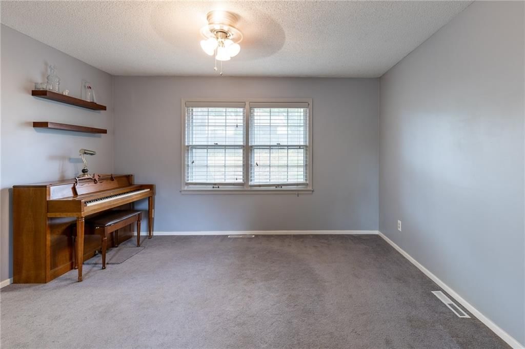 4211 E 105th Terrace — photo 10