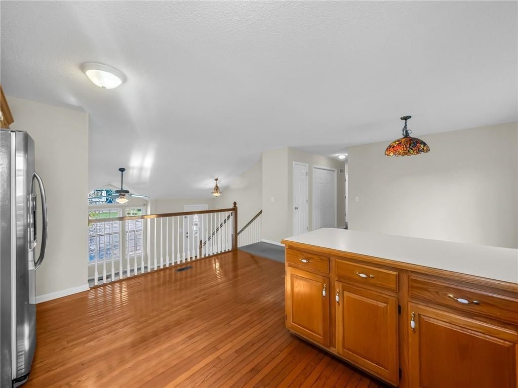 12621 S Clinton Court — photo 11