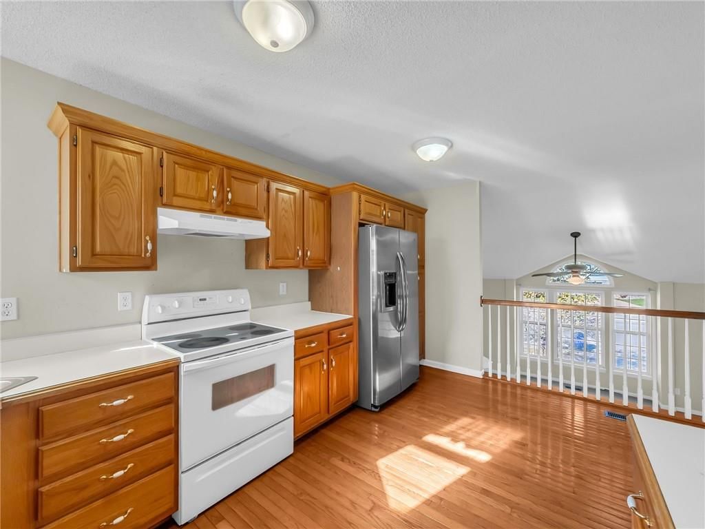 12621 S Clinton Court — photo 12