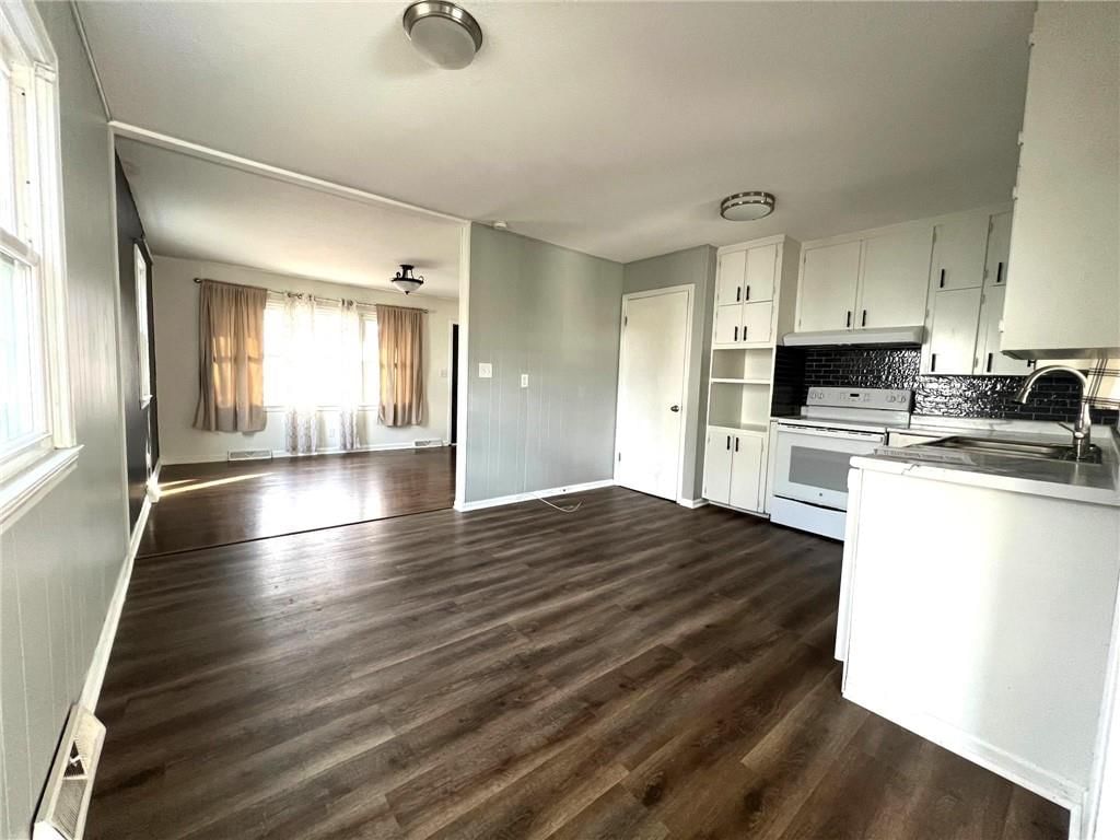 4204 S McCoy Street — photo 7