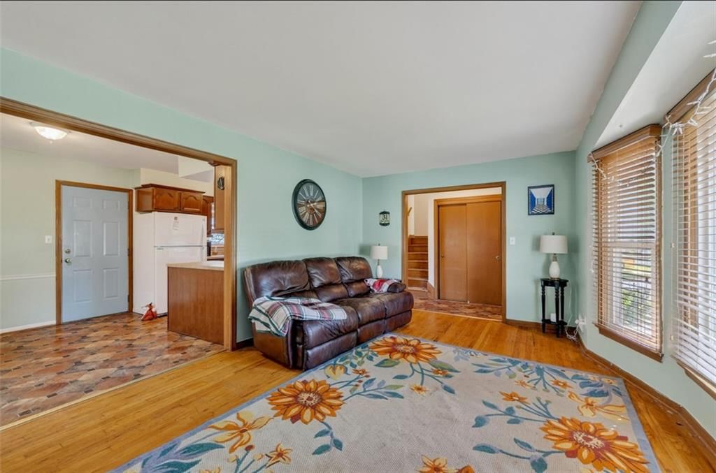 10501 Wallace Avenue — photo 14