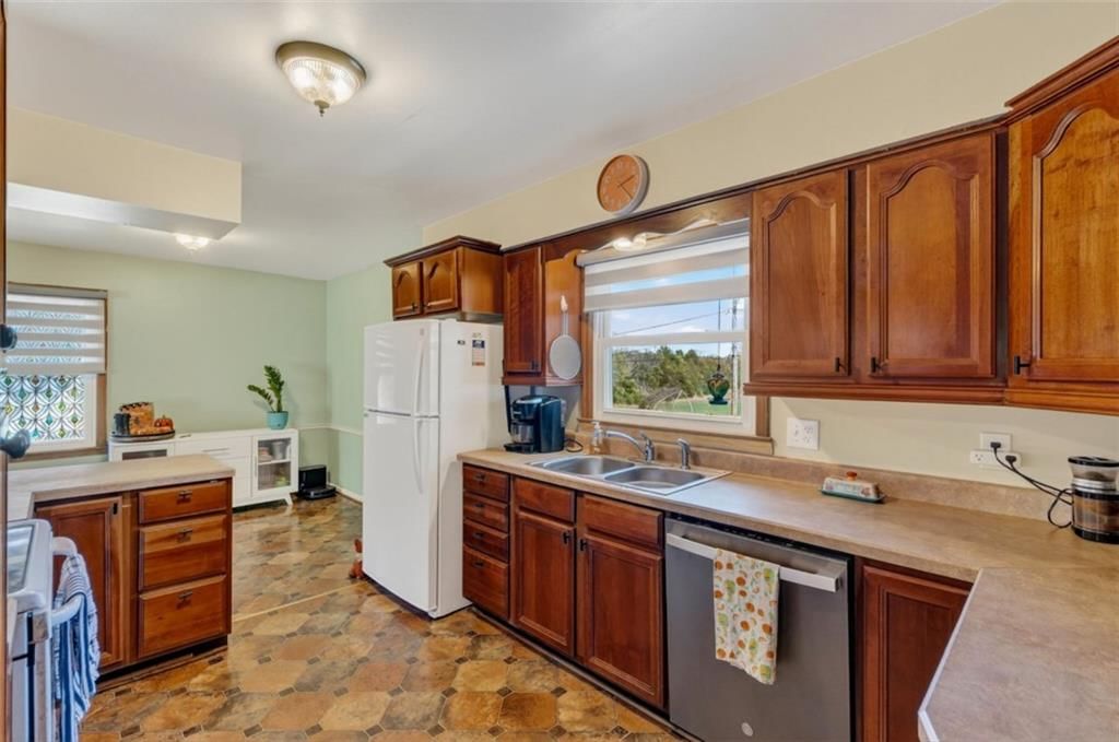 10501 Wallace Avenue — photo 19