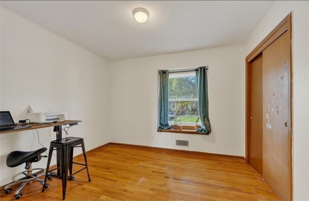 10501 Wallace Avenue — photo 27