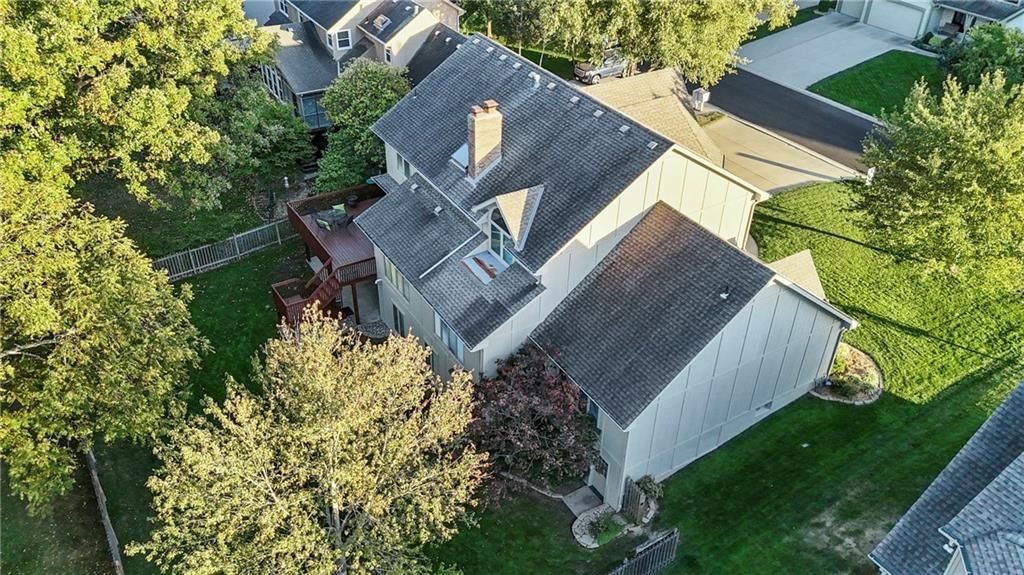2436 NW Valley View Drive — photo 6
