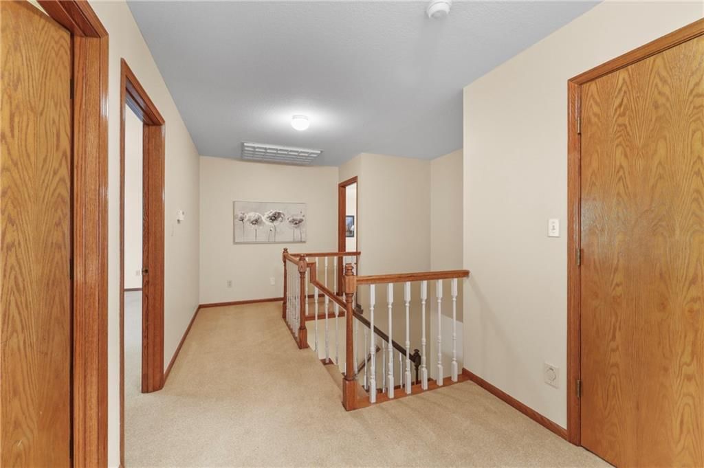 2436 NW Valley View Drive — photo 30