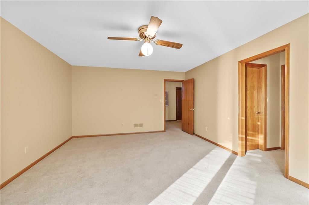 2436 NW Valley View Drive — photo 34
