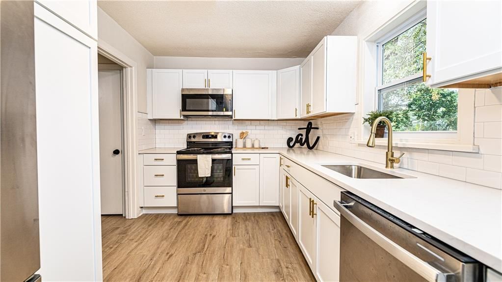8340 Riggs Street — photo 3