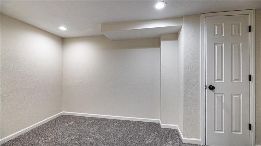 8340 Riggs Street — photo 13