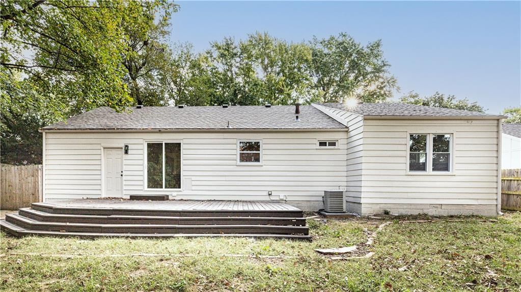 8340 Riggs Street — photo 16